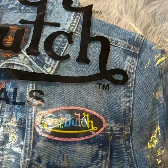 NWT Von Dutch Tie Front Patch Denim Jacket Light Wash - Picture 6 of 8